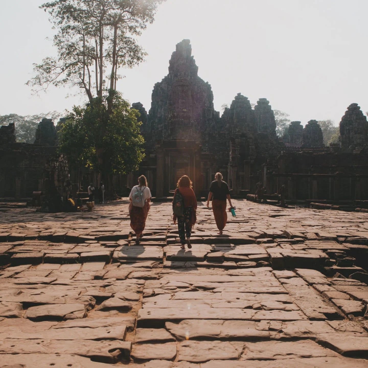 Quizzes 1 WR InTheNewsReviews Header cropped